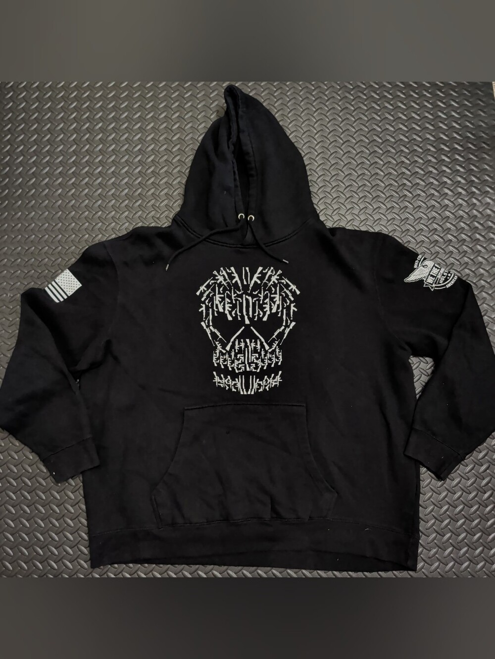 We The People Holsters "Gun Skull" Hoodie size XXXL